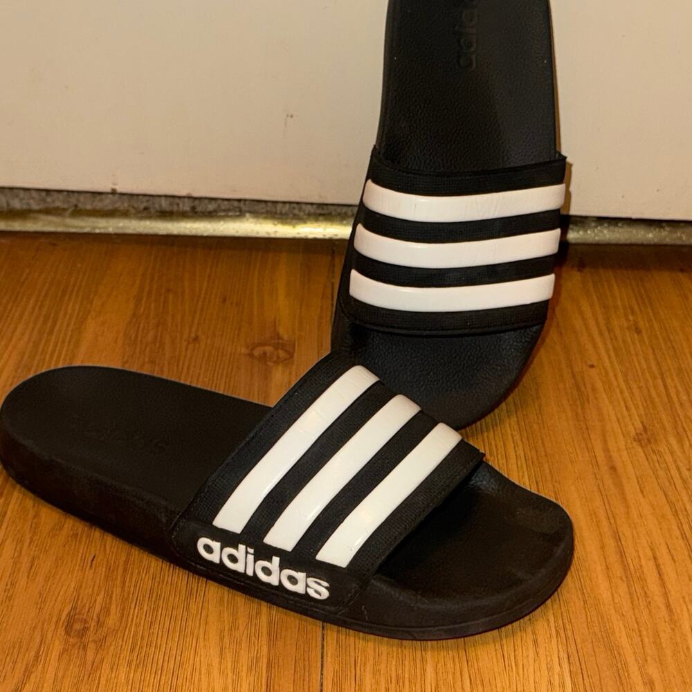 Adidas Adilette Slide Size 5 EU 37 Cloudfoam Sandal